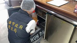 喝百香果饮料咬到蟑螂！高雄民眾崩溃PO网 卫生局揪多项缺失