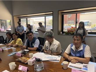 彭启明视察光电板处理场 喊话1个月内解决光电板清运问题