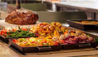 搶攻七夕情人節市場 飯店送紅線結良緣