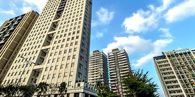 国银上半年房贷统计出炉，截至今年6月底，土地银行以房贷余额1兆1,780亿元续居房贷王。图／本报资料照片