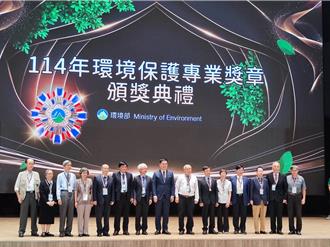 風災後光電板7成未處理 彭啟明批「業者小氣不付款」