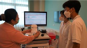 為護理師加薪逾13％奏效 屏東縣3個月招募逾200人