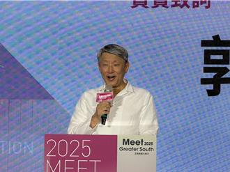 郭智輝出席亞灣新創大南方 自嘲「要照稿」肯定高雄創新轉型