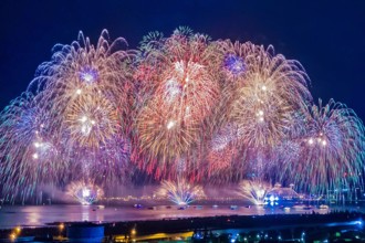 10分鐘煙火綻放淡水八里　散場動線、替代運輸一次看