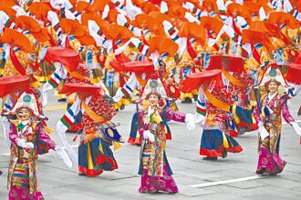 王沪寧︰铸牢中华民族共同体意识