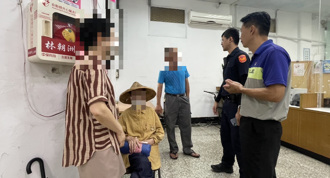 斗笠阿嬤街頭獨自徘徊 熱心民眾報案暖警助返家