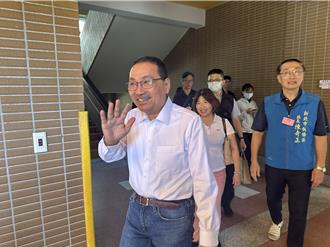 投票遭男狂吼「何時普發現金」？ 侯友宜神回2字