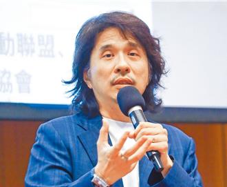 葉丙成全身而退   嘉縣、桃市教師會怒批高官有「安全防護網」