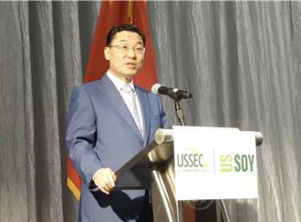 謝鋒：農業不應被政治化綁架  農民不應為貿易戰埋單