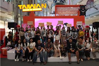 雅加達台灣觀光推廣會精彩登場 粉絲同樂 體驗台灣婚紗幸福喜悅樂