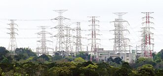 亚力 拚今、明年营收双位增