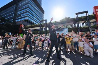 【2025國軍香堤嘉年華】 多元互動熱鬧登場 軍民齊心歡慶九三