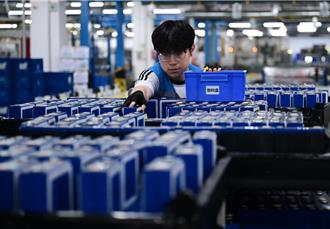 全球动力电池产业淘汰赛开启 陆市占率7成欧车商依赖加深