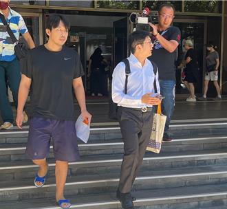 網貼合成濺血圖恐嚇司法官   法官裁定2被告「限制住居」