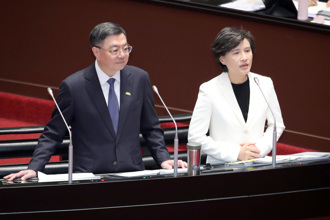 影》郑丽君发言被自家人打断...认了：「美规车0关税」在谈判范围内