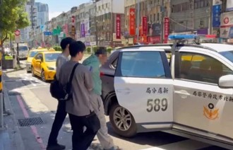 抓到了！新店「纵火烧车」延烧害8人伤　恶男落网称：心情不好