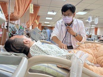 從藥學到醫學  三重宏仁陳奕霖深耕在地醫療