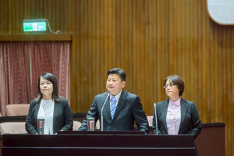 投资阿拉斯加天然气  傅昆萁建议：美IPO发行公司债确保台湾投报率