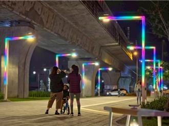 屏花漾市集七夕登场 甜蜜合照抽施华洛世奇项炼