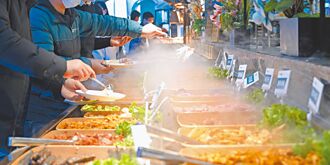 自助餐再度成寵兒
