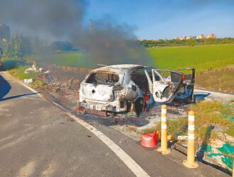 凶嫌疑变装翻墙进高雄大学逃逸