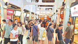台南 西市場開幕首遇假日 全天客滿