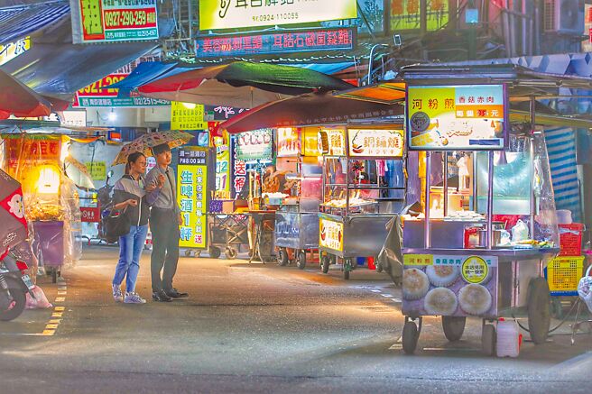 大陆观光客消费力打趴日韩客，旅行业者呼吁政府正视大陆旅游市场。（本报资料照片）