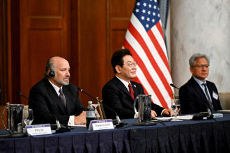 李在明訪美》韓加碼投資4.5兆！下單百架波音 黃仁勳也來了