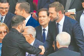 避答施壓烏割地 范斯：以談判止戰