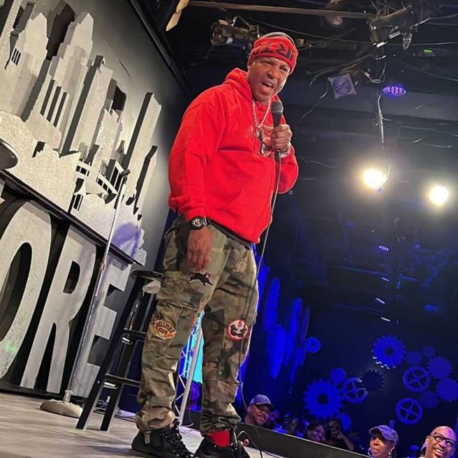 卡羅爾遭槍殺，送醫後不治身亡。（圖／翻攝IG／＠comedianreggiecarroll）