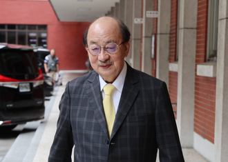 老柯還沒意識到？黃暐瀚揭萬年總召心態  示警：民進黨無法再翻頁