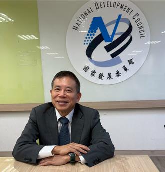 國發會主委劉鏡清健康因素請辭 親曝下一步規劃