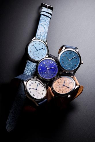 獨立製表夯 LAINE可客製輕鬆人手