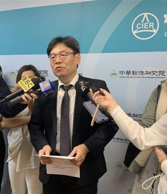 人物》葉俊顯重返財經政策領域   從建言者變身規劃大將