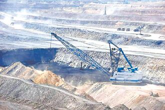 陸若停供磁鐵 美課200％關稅