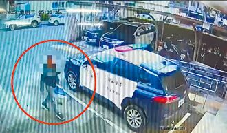 毒蟲賒帳不成 殺人丟包後投案