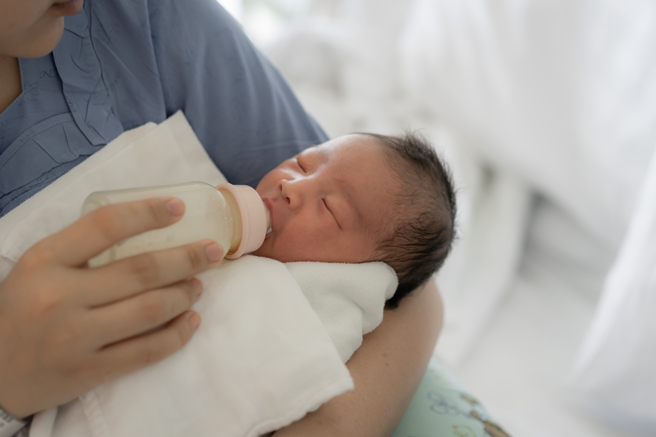 影片称配方奶甜度如珍奶，引发家长不满。（示意图，shutterstock／达志）