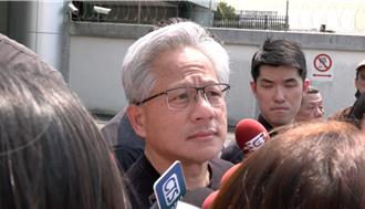 川普在背後施壓？黃仁勳「閃電訪台」密會魏哲家爆內幕