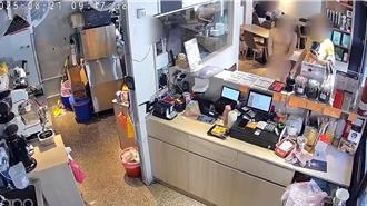 新北男「全身赤裸」闖早餐店 嚇壞店員！警強制送醫