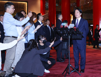 賴最新民調不滿意度飆破6成  林濁水：整個黨錯在哪沒人知道