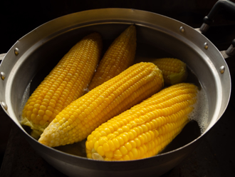 男少澱粉、戒牛奶血糖仍爆表 醫：錯把玉米當蔬菜啃