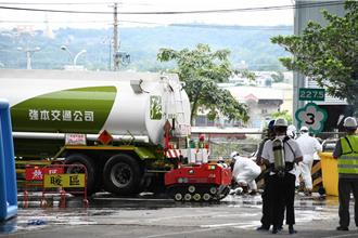 毒化槽車外洩＋大客車墜橋！國道災害沉浸式演練超逼真