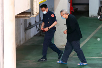 前綠委陳歐珀涉貪遭起訴   法官裁定羈押禁見3個月