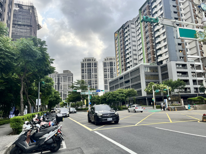 中路重划区发展已成熟，吸引首购、换屋族群入住。(图/信义房屋 提供)