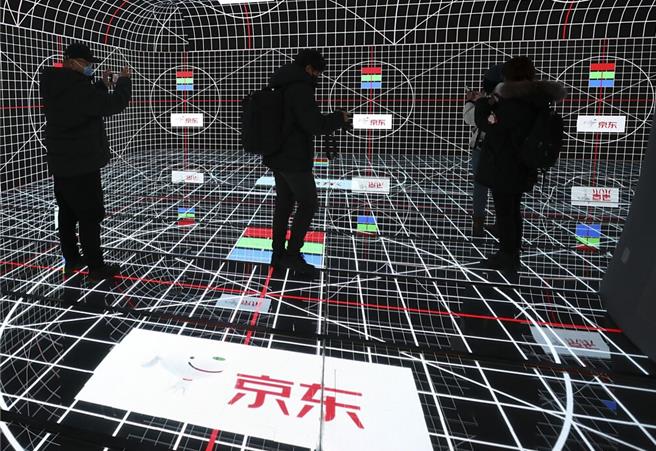 大陸全國工商聯28日發佈「2025中國民營企業500強」，由京東集團、阿里巴巴、恒力集團位居前三。（中新社）