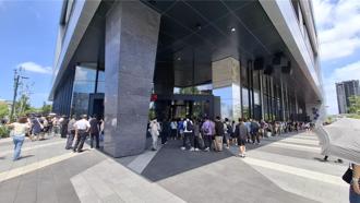 新光三越台南小北門店試營運湧5萬人 北區居民享LOPIA超市好禮