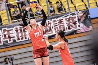 登峰造极排球赛》HVL高女决赛重演 东山直落3再胜华侨