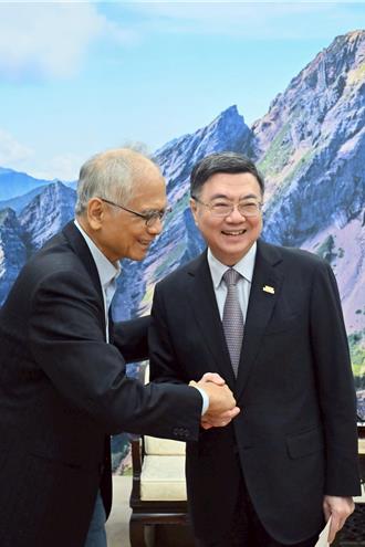 「行政立法如車兩輪」  游錫堃挺卓榮泰：一輪出問題另一輪怎會順？