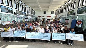 離金奮鬥60載有成 烈嶼鄉紳洪足水捐650萬助家鄉發展