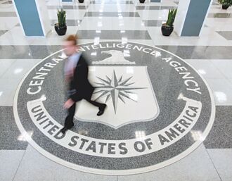 川普整肅情報界 CIA資深臥底曝光